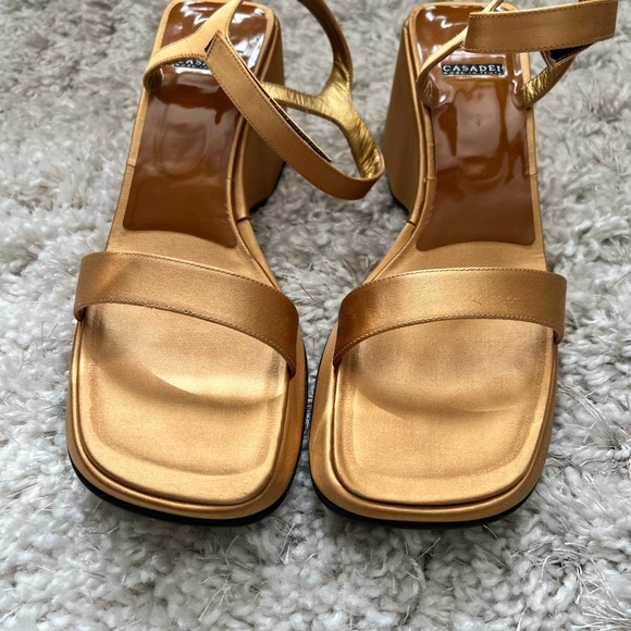 Vintage Casadei satin platform sandals - Picture 12 of 12